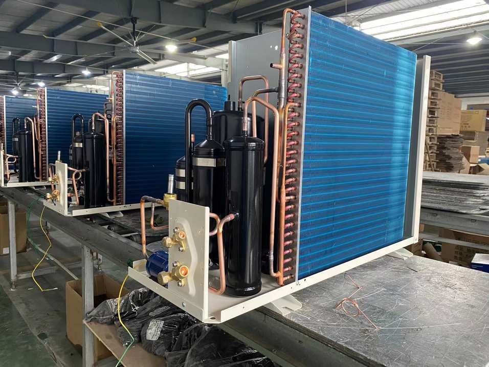 Vertical refrigeration compressor installation